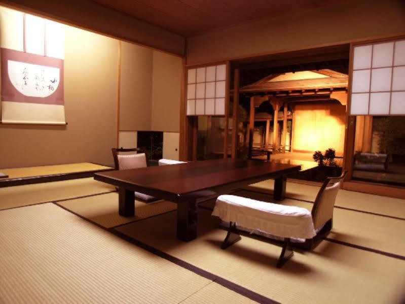 Atamisekitei Annex Sakuragaokasaryo Hotel Atami  Eksteriør billede