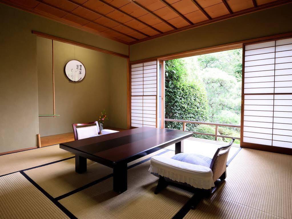 Atamisekitei Annex Sakuragaokasaryo Hotel Atami  Eksteriør billede